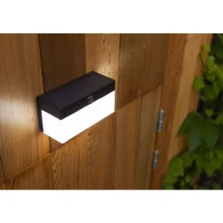 Lutec FRAN Wandlamp Zwart LED 9,7W